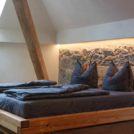 Exklusive Mit Sauna Und Zwei Kaminen - Fuer Kurzentschlossene